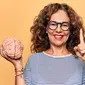 Usia mental atau mental age adalah ukuran pencapaian mental individu atau seseorang dibandingkan dengan kelompok acuan menurut usia kronologisnya. (Foto: Shutterstock)