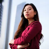 ilustrasi perempuan serius/Sitophotostock/Shutterstock