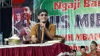 Gus Miftah saat mengisi ceramah pengajian di Kabupaten Rembang (Liputan6.com/ Ahmad Adirin)