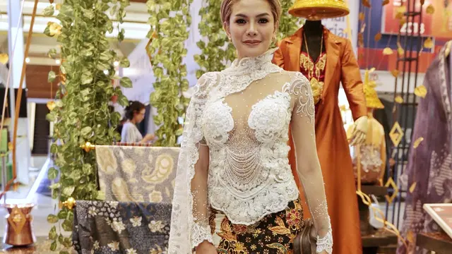 [Bintang] Nikita Mirzani