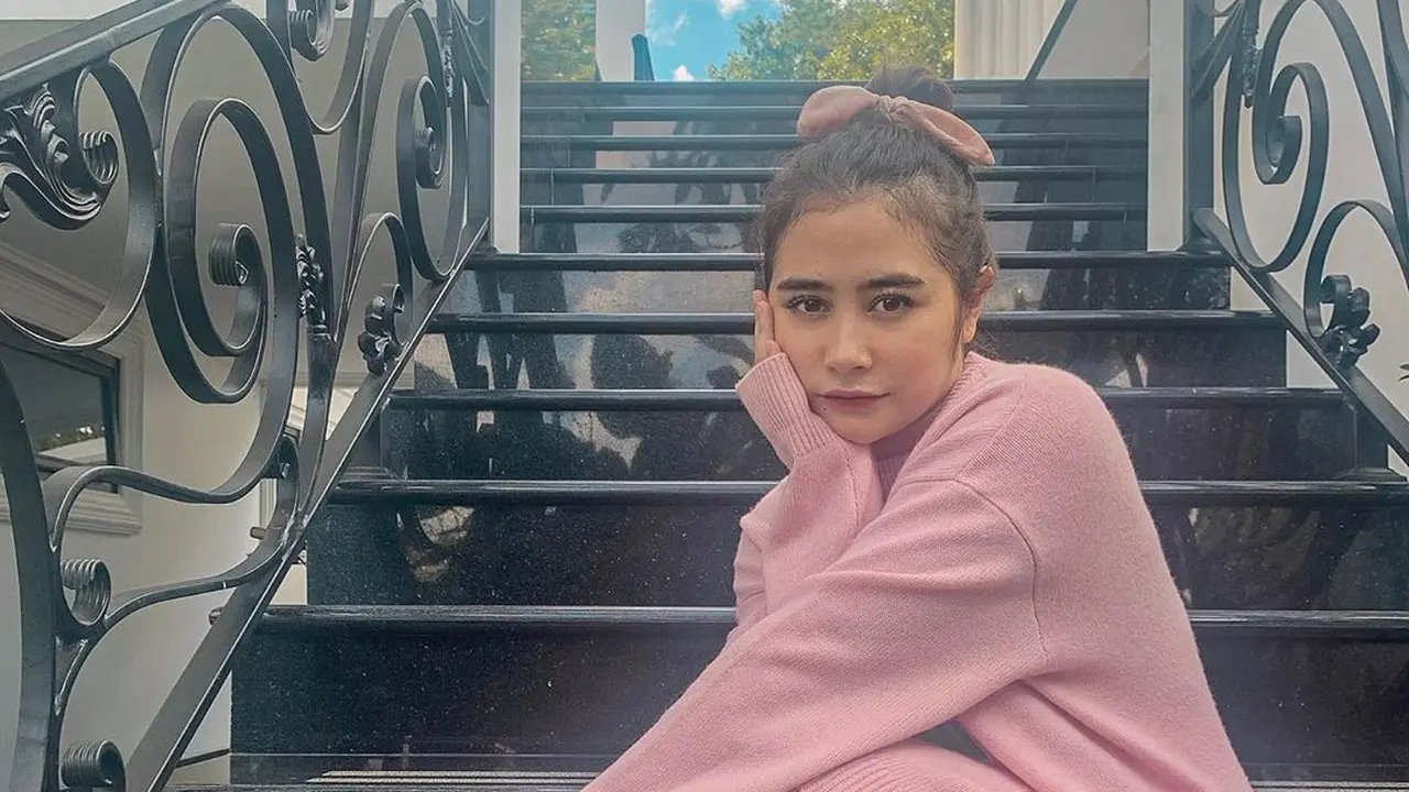[Fimela] Sudut Rumah Prilly Latuconsina