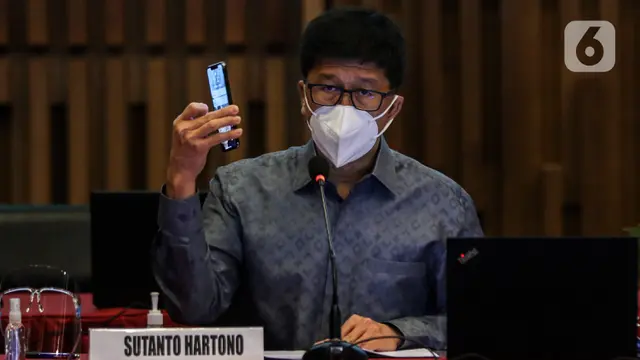 EMTEK dan SCM Sampaikan Paparan Publik