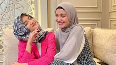 Fuji buat konten bareng Shireen Sungkar. Ia mengunjungi rumah ibu 3 anak ini.  (Instagram.com/fuji_an)