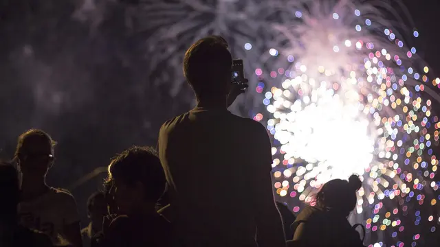 [Bintang] Tarot Celeb: Prediksi Kehidupan di 2018