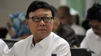 Tjahjo Kumolo menjabat sebagai Menteri Dalam Negeri Indonesia saat ini. 