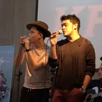 Sibuk berkarir, Sule ingin Rizky Febian segera kuliah. 