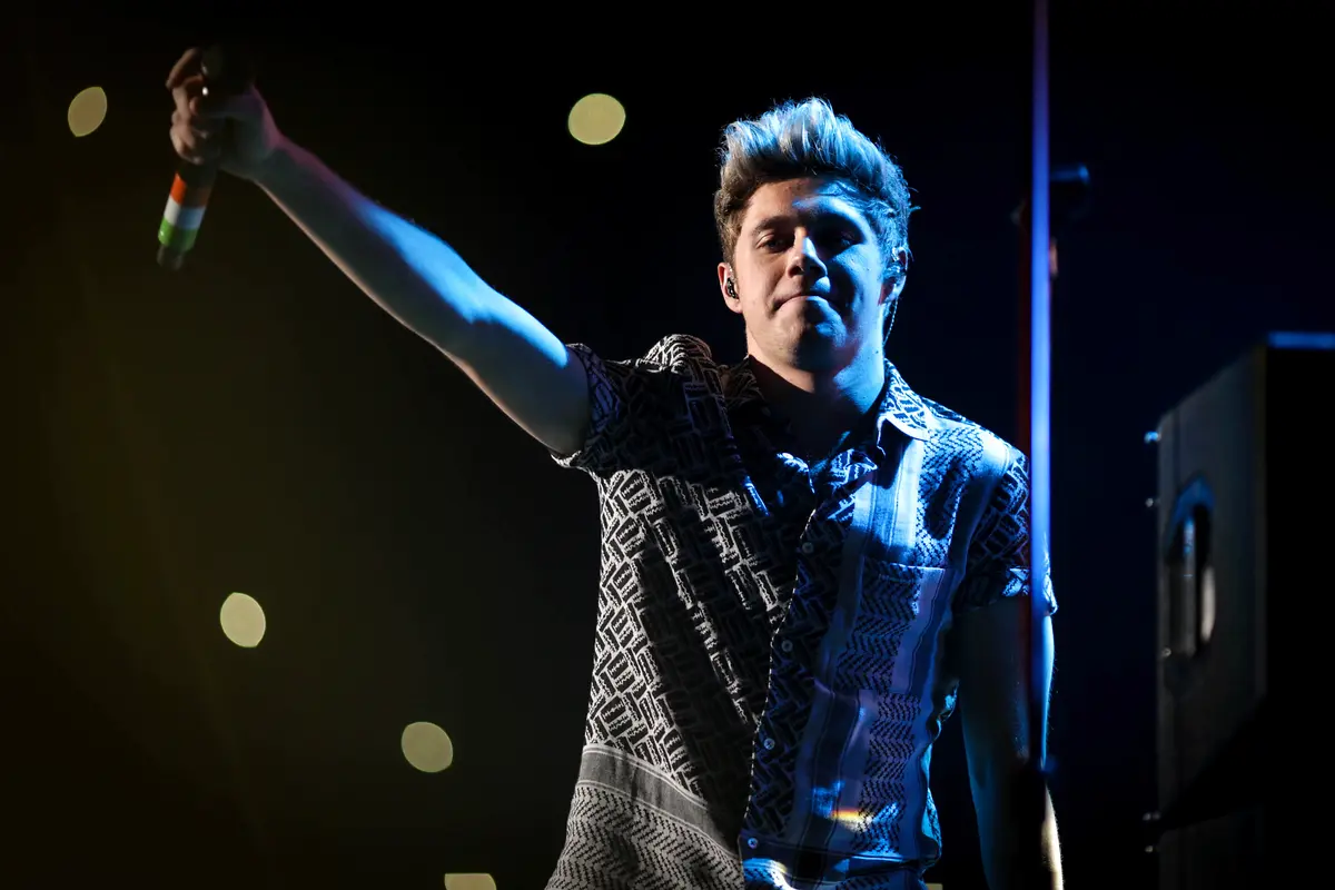 [Bintang] Niall Horan Bahagia Tur Flicker Sessions Disambut Hangat