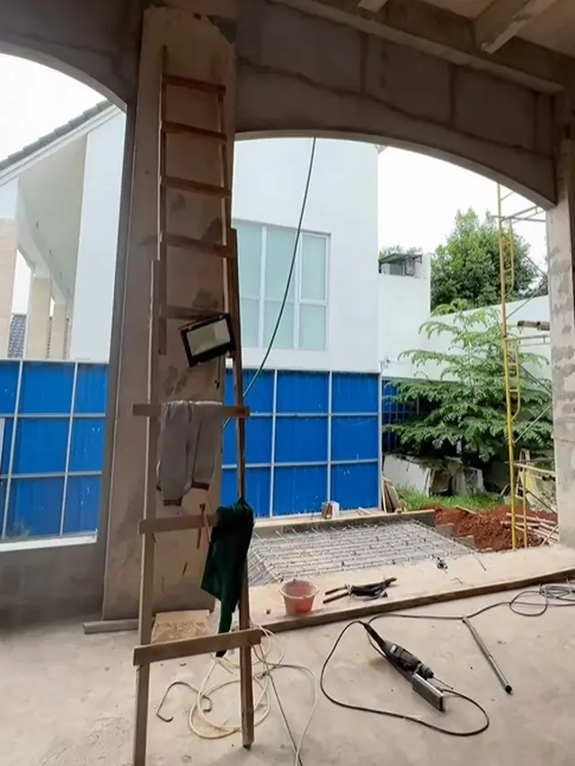 Potret proses pembangunan kamar utama di rumah baru Ayu Dewi (Sumber: Instagram/mrsayudewi)
