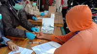 Operasi gabungan dan pelaksanaan rapid test di Kabupaten Pangandaran dan Bandung Barat. (sumber foto : Humas Pemprov Jabar)