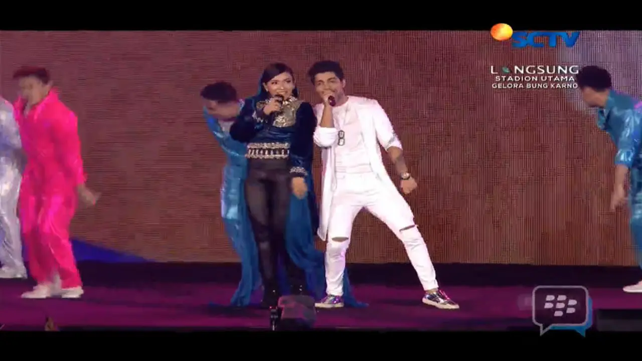 Denada dan Siddharth Slathia