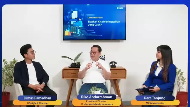 Dimas Ramadhan menjadi bintang tamu Visa Contactless Talk: Siapkah Kita Meninggalkan Uang Cash? yang digelar daring, Juni 2023. (Foto: Dok. Tim Inke Maris)