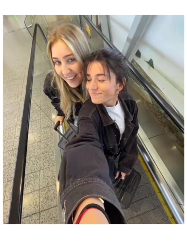 Aksi Remaja Pakai Baju 2,5 Kg Demi Hindari Kelebihan Bagasi saat Naik Pesawat Ini Viral