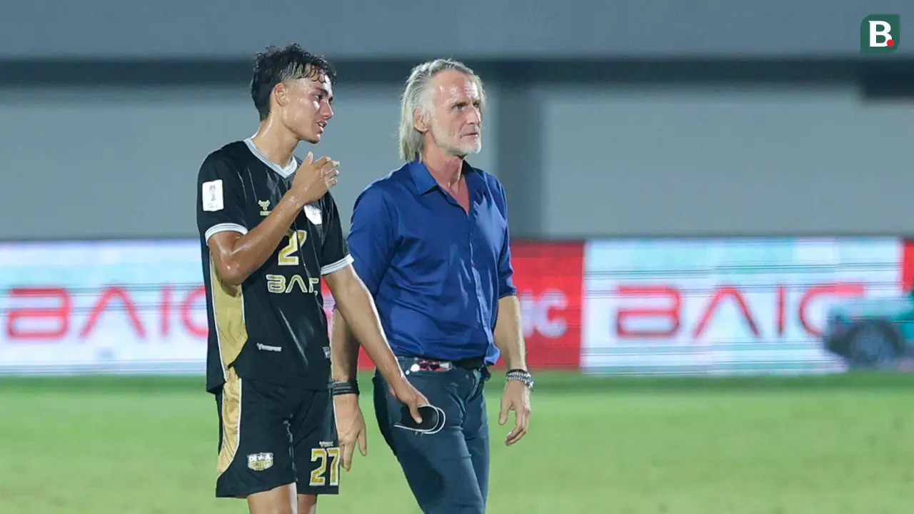 Foto: Bahagianya Rafael Struick Akhirnya Bisa Cetak Gol untuk Dewa United, Malam yang Indah