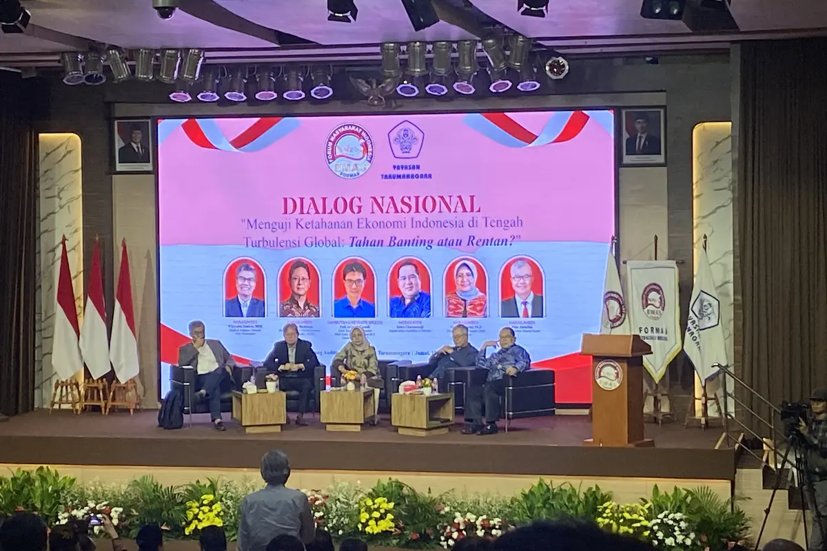 Formas bersama Universitas Tarumanegara (Untar) menggelar diskusi nasional bertajuk "Menguji Ketahanan Ekonomi Indonesia di Tengah Turbulensi Global: Tahan Banting atau Rentan?". (Liputan6/Devira Prastiwi)