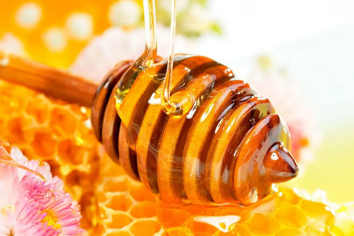 4 Manfaat Manis Madu untuk Tubuh