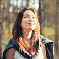 ilustrasi perempuan mencintai diri sendiri/PorporLing/Shutterstock