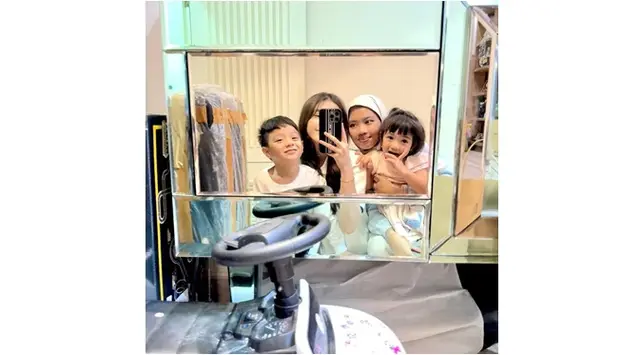 6 Potret kebersamaan dua putri Haldy Sabri dan anak Irish Bella, akrabnya bak saudara kandung