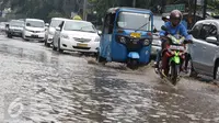 Hindari Genangan dan Banjir, Perhatikan Rambu Ini Saat Berkendara