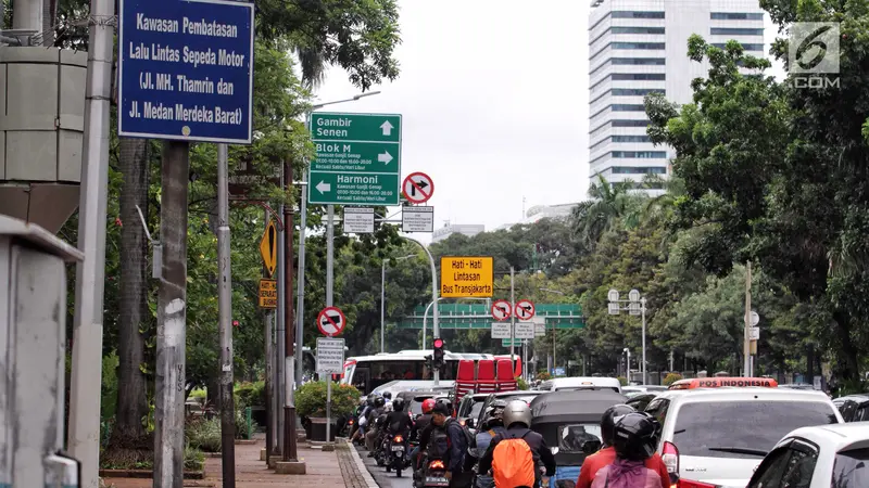 Rencana Penghapusan Larangan Motor Melintas Jalan Sudirman-Thamrin