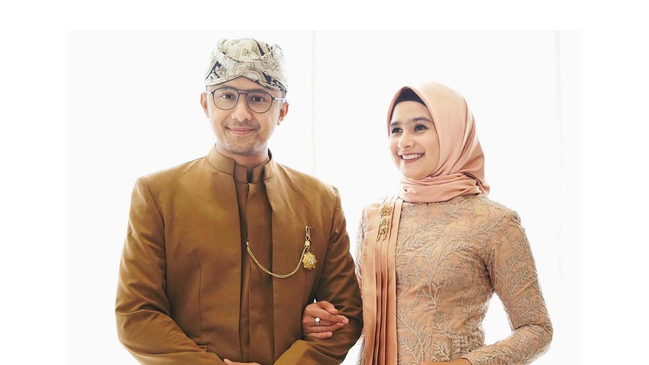 Sonya Fatmala-Hengky Kurniawan