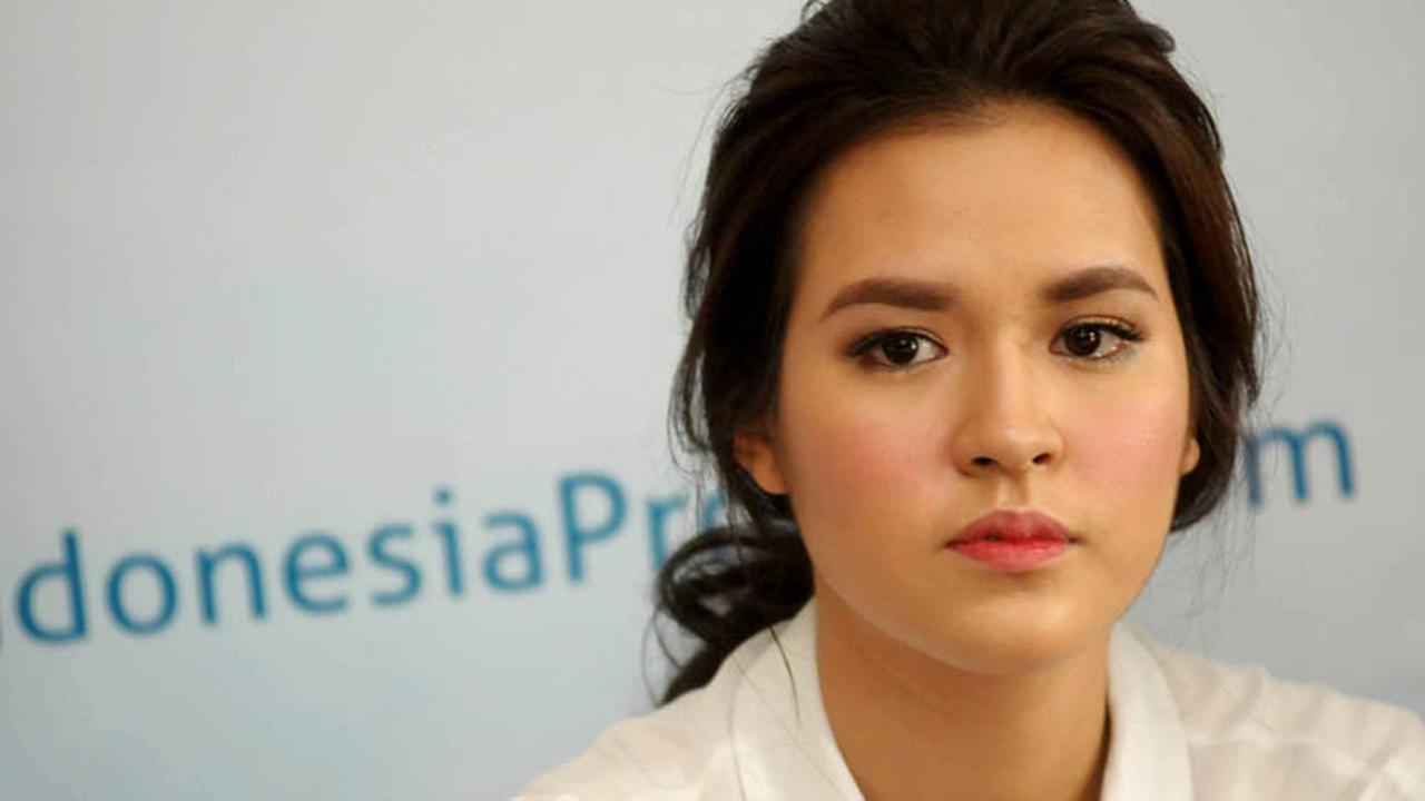 Pesan Manis Pacar saat Raisa Pergi Bareng Chicco Jerikho ke NYC