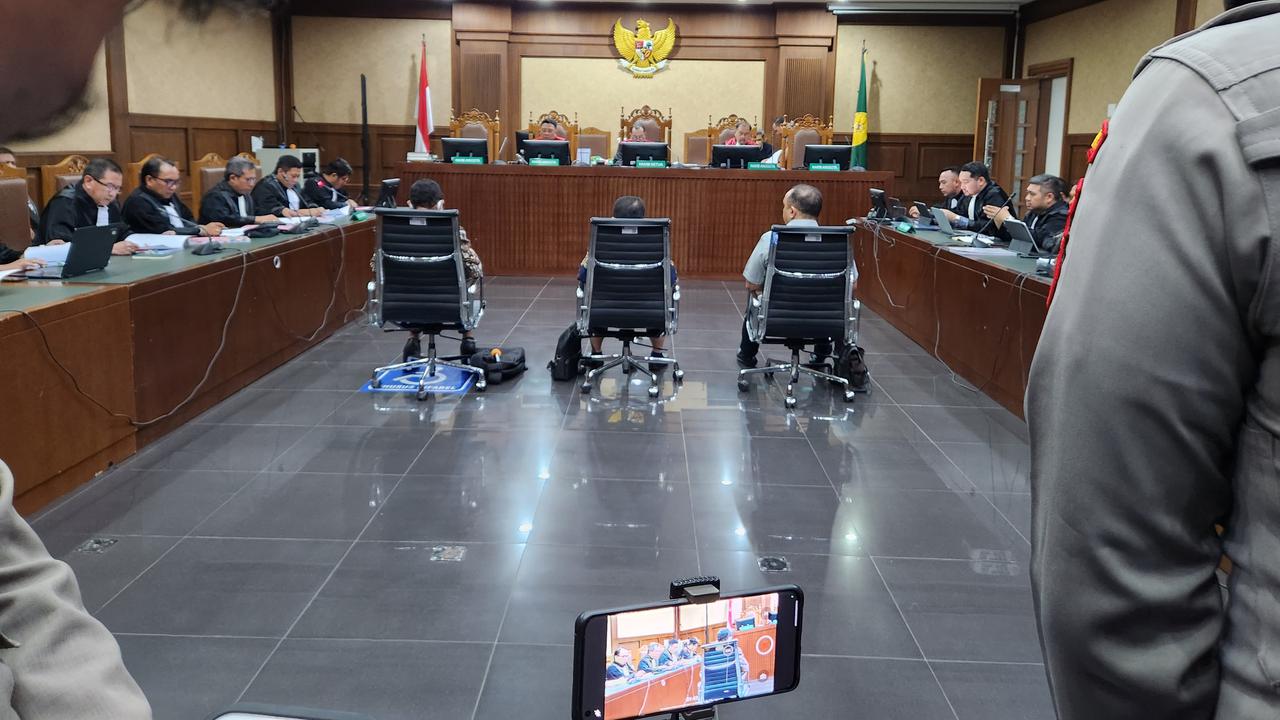 Sidang mantan Menteri Komunikasi dan Informatika (Menkominfo) Johnny G. Plate dalam kasus korupsi proyek BTS 4G Kominfo di Pengadilan Tipikor pada Pengadilan Negeri (PN) Jakarta Pusat, Selasa (27/6/2023). (Fachrur Rozie/Liputan6.com)