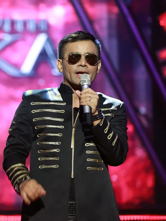 Judika menyayangkan dengan masyarakat yang belum bisa menghargai harta dan kekayaan yang sudah dimiliki. Banyak alat musik yang diklaim oleh negara lain bahkan budaya. (Deki Prayoga/Bintang.com)