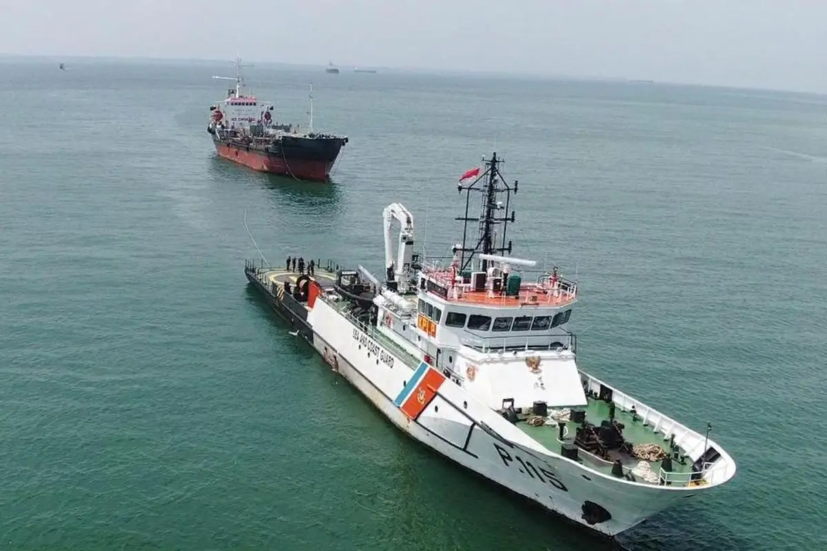 Kesatuan Penjagaan Laut dan Pantai (KPLP) Republik Indonesia merupakan badan penegakan hukum di bawah Direktorat Jenderal Perhubungan Laut Kementerian Perhubungan. (Dok Kemenhub)