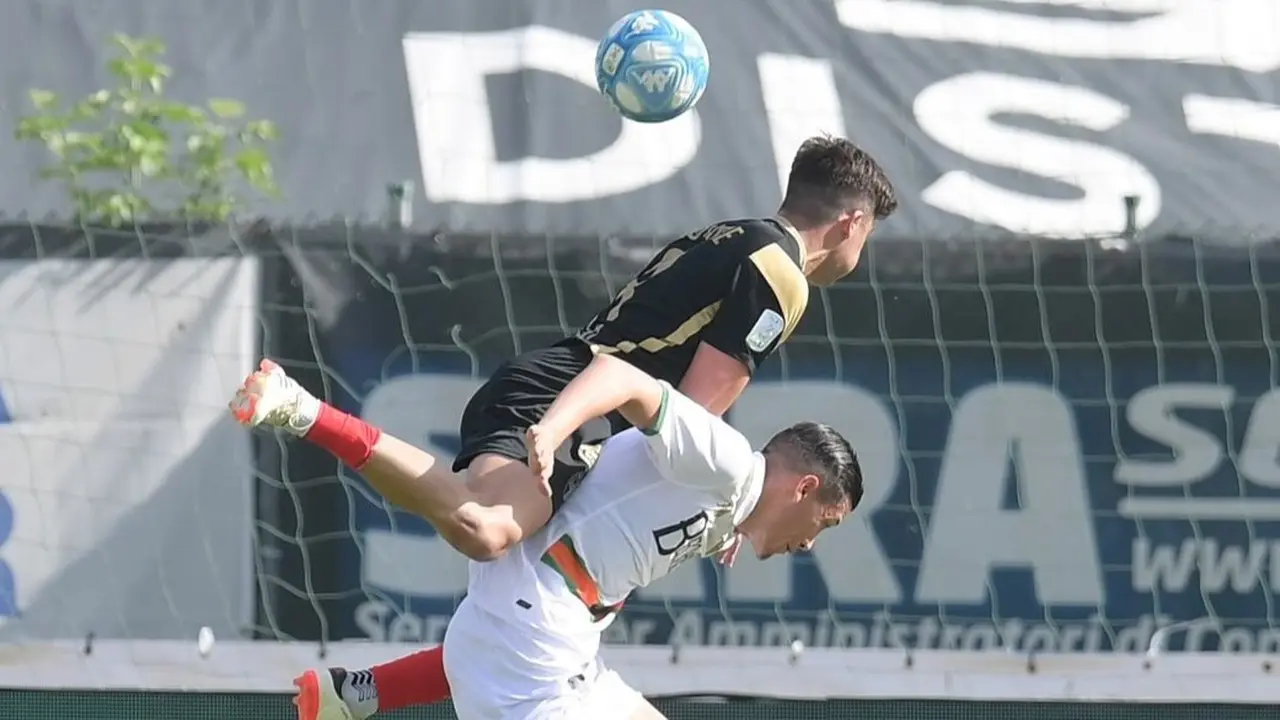 Jay Idzes - Venezia di Serie B Italia 2023/2024