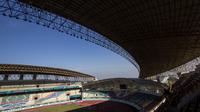 Suasana dari Stadion Wibawa Mukti di Cikarang, Jawa Barat, Senin (10/9/2018). Stadion dengan kapasitas 28.778 ini mulai digunakan sejak tahun 2014 lalu. (Bola.com/Vitalis Trisna)