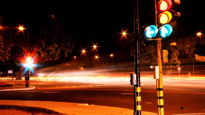 5 Fakta Lampu Lalu Lintas yang Mungkin Belum Kamu Ketahui