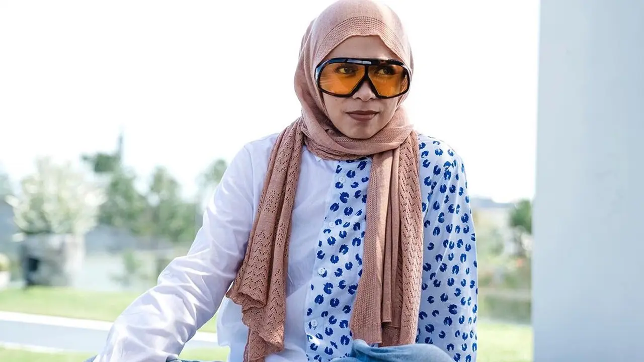 Melly Goeslaw