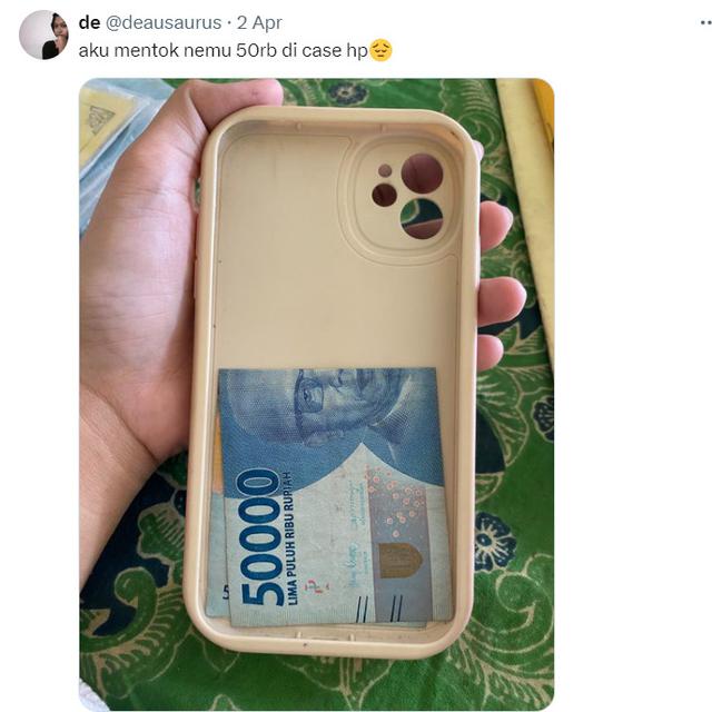 6 Potret Nemu Uang Kaget di Tempat Tak Pernah Terpikirkan Ini Bikin Senang