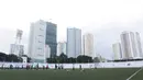 Suasana saat latihan Timnas Indonesia U-22 di Stadion Rizal Memorial, Manila, Senin (25/11). Latihan ini persiapan jelang laga SEA Games 2019 melawan Thailand. (Bola.com/M Iqbal Ichsan)