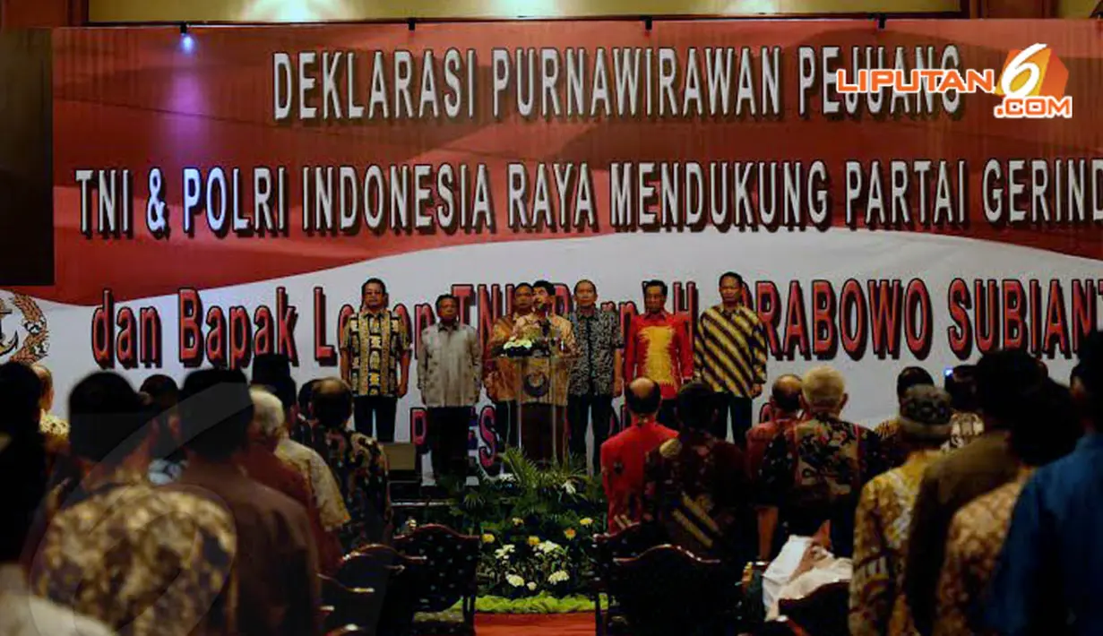 Ratusan purnawirawan pejuang TNI-Polri saat mendeklarasikan dukungan politiknya kepada Capres dari Partai Gerindra Prabowo Subianto (Liputan6.com/Helmi Fithriansyah) 
