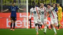 Di luar dugaan, Monza justru mampu mencetak gol lebih dulu pada menit ke-32 lewat tendangan terukur Samuele Birindelli. (Isabella BONOTTO/AFP)