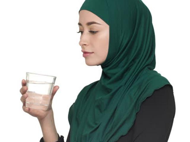 Selain Makan Dan Minum Ini 5 Hal Lain Yang Bisa Membatalkan Puasa Citizen6 Liputan6 Com