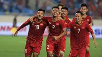 Timnas Thailand U-23 merayakan gol ke gawang Timnas Brunei U-23 di laga perdana Grup K Kualifikasi Piala AFC U-23 2020 di Stadion My Dinh, Hanoi, Jumat (22/3/2019). (Bola.com/Dok. VFF)