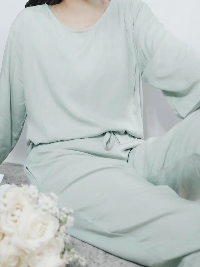 Salah satu koleksi nursing wear SATU