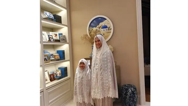 Selain Mukena Syahrini, Harga Produk 3 Seleb Ini Juga Fantastis