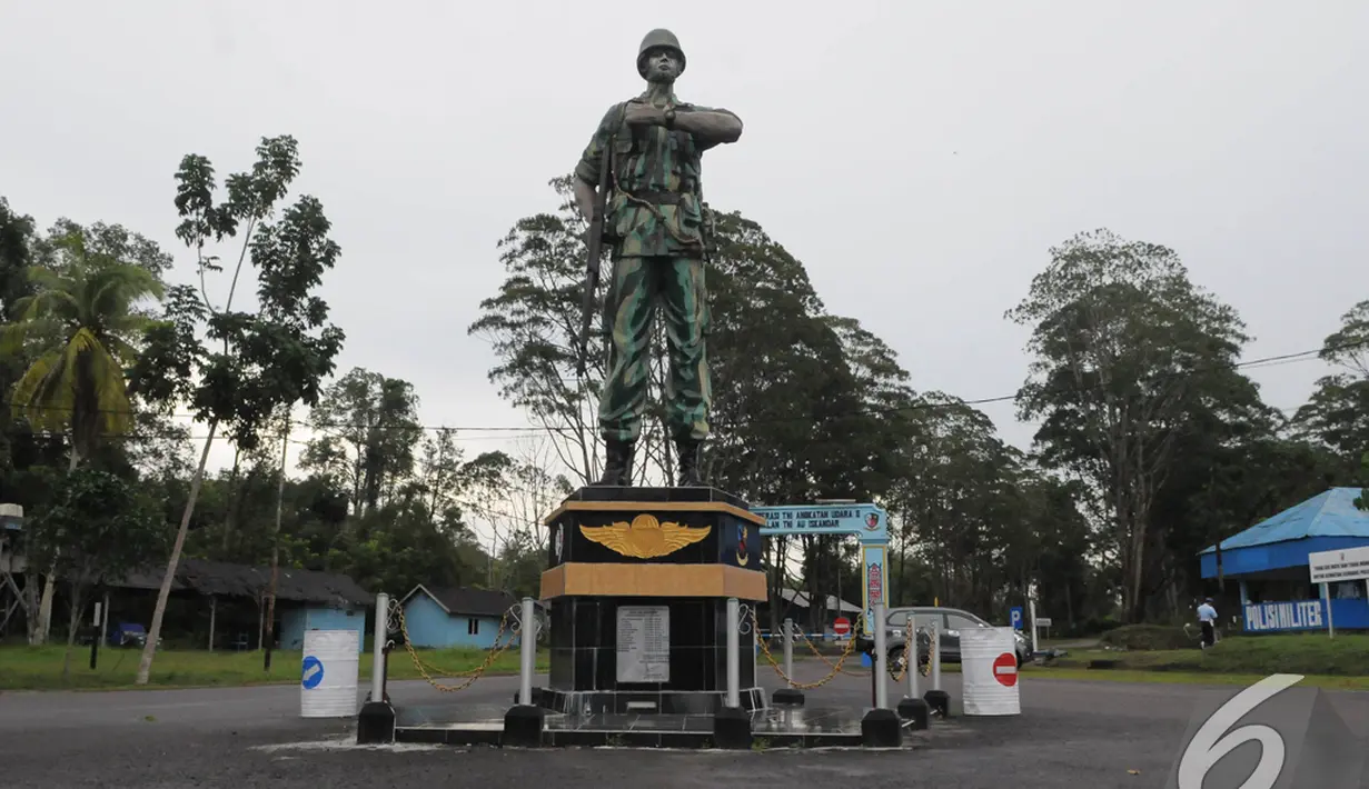 Nama Iskandar diambil dari nama salah satu prajurit penerjun TNI AU (dulu bernama Angkatan Udara Republik Indonesia/AURI) tahun 1947. Tepatnya pada 17 Oktober. Foto diambil pada Jumat (9/1/2015). (Liputan6.com/Herman Zakharia)