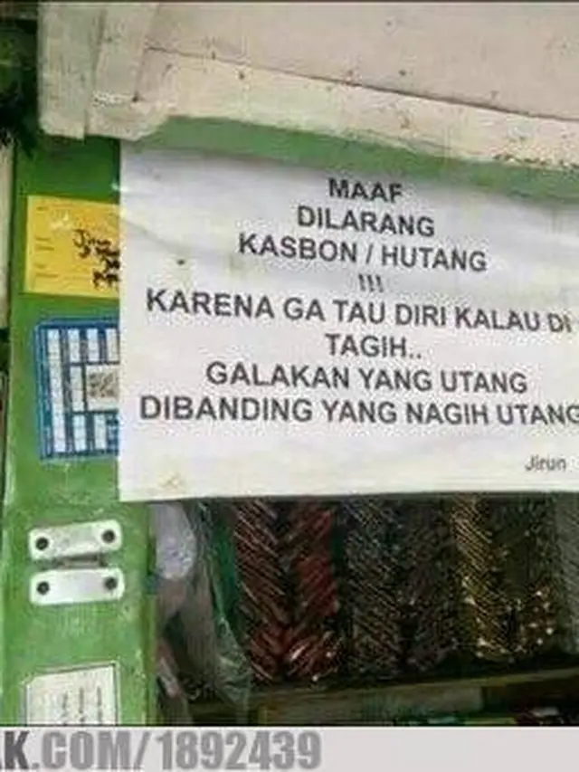 5 Potret Spanduk Nyeleneh Sindir Tetangga Ini Kocak