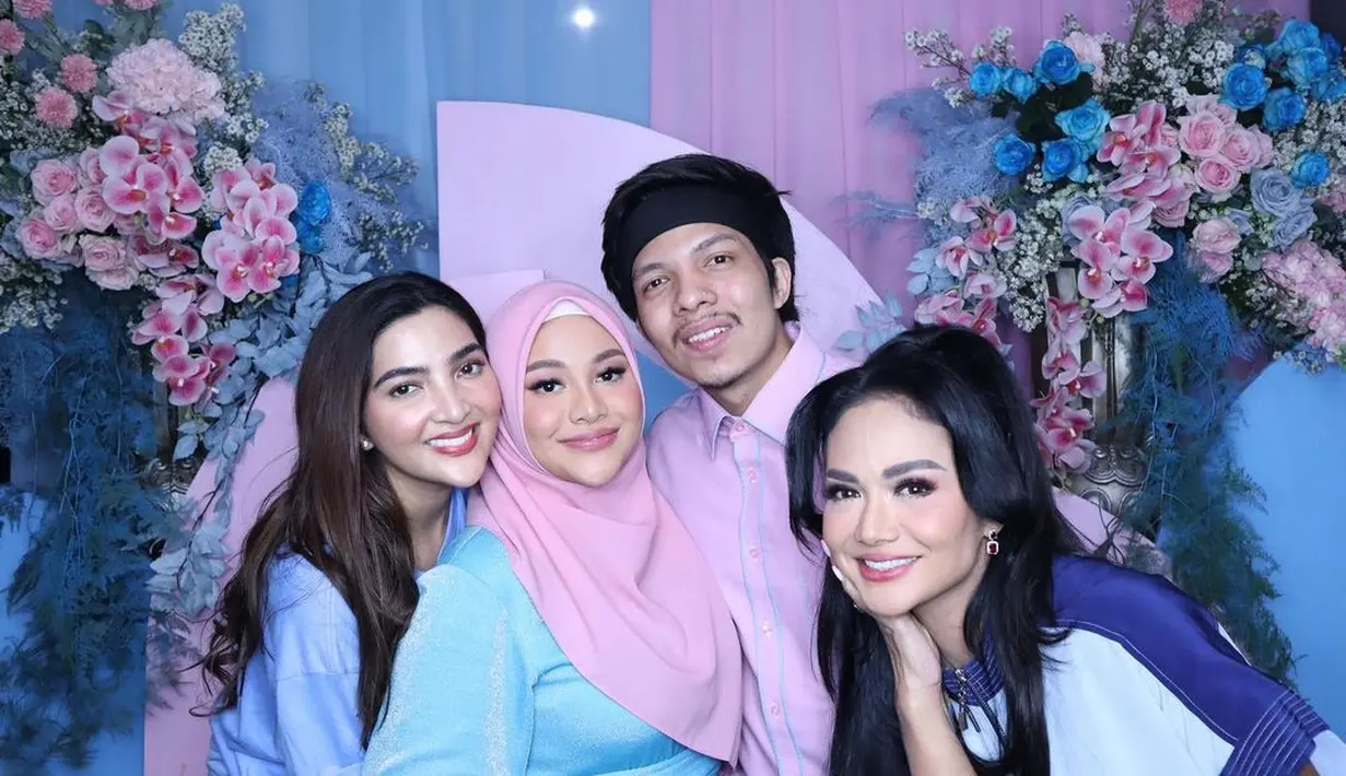 Acara Gender Reveal Aurel (Instagram/aurelie.hermansyah)