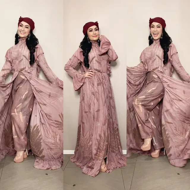 6 Potret Iis Dahlia Dalam Busana Muslim dan Turban Ini Jadi Sorotan