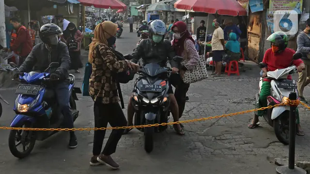 FOTO: Suasana Stasiun Depok Lama di Hari Kedua PSBB Transisi Jakarta