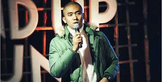 Belakangan ini, heboh komika Uus yang dituding menghina ulama. Cuitan di twitter itu menuai kontroversi. Sejak itu, ia menjadi sulit dihubungi. Melalui tulisan panjang, ia mengklarifikasinya. (Instagram/uus__)