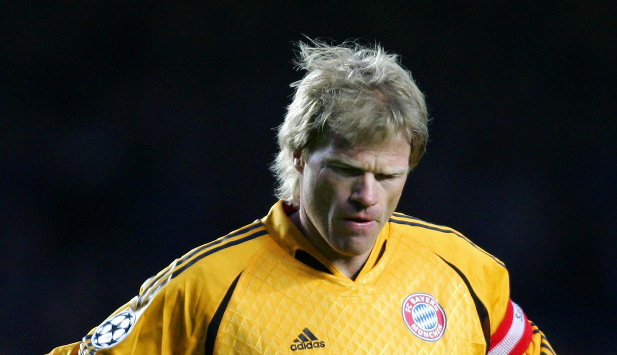 9. Oliveir Kahn - Jerman (AFP/Adrian Dennis)