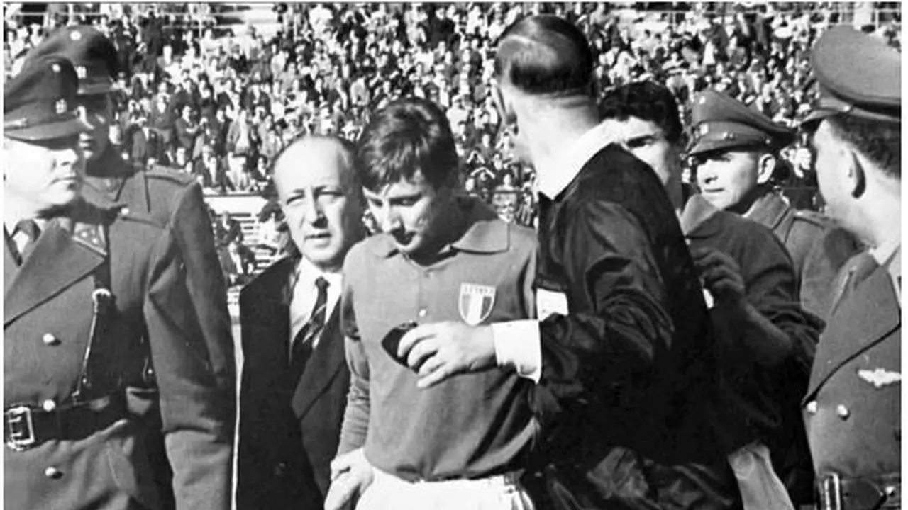 Georgio Ferrini merupakan mantan pemain Timnas Italia di Piala Dunia 1962 (Photo: AP)
