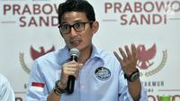 Cawapres nomor urut 2 Sandiaga Uno memaparkan penerimaan dan pengeluaran dana kampanye pasangan Prabowo-Sandiaga di Jakarta, Rabu (28/11). Penerimaan dana kampanye pribadi Sandiaga sebesar Rp 28,5 miliar. (merdeka.com/Iqbal S Nugroho)