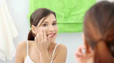 Bolehkan Niacinamide dan Vitamin C Digunakan secara Bersamaan?